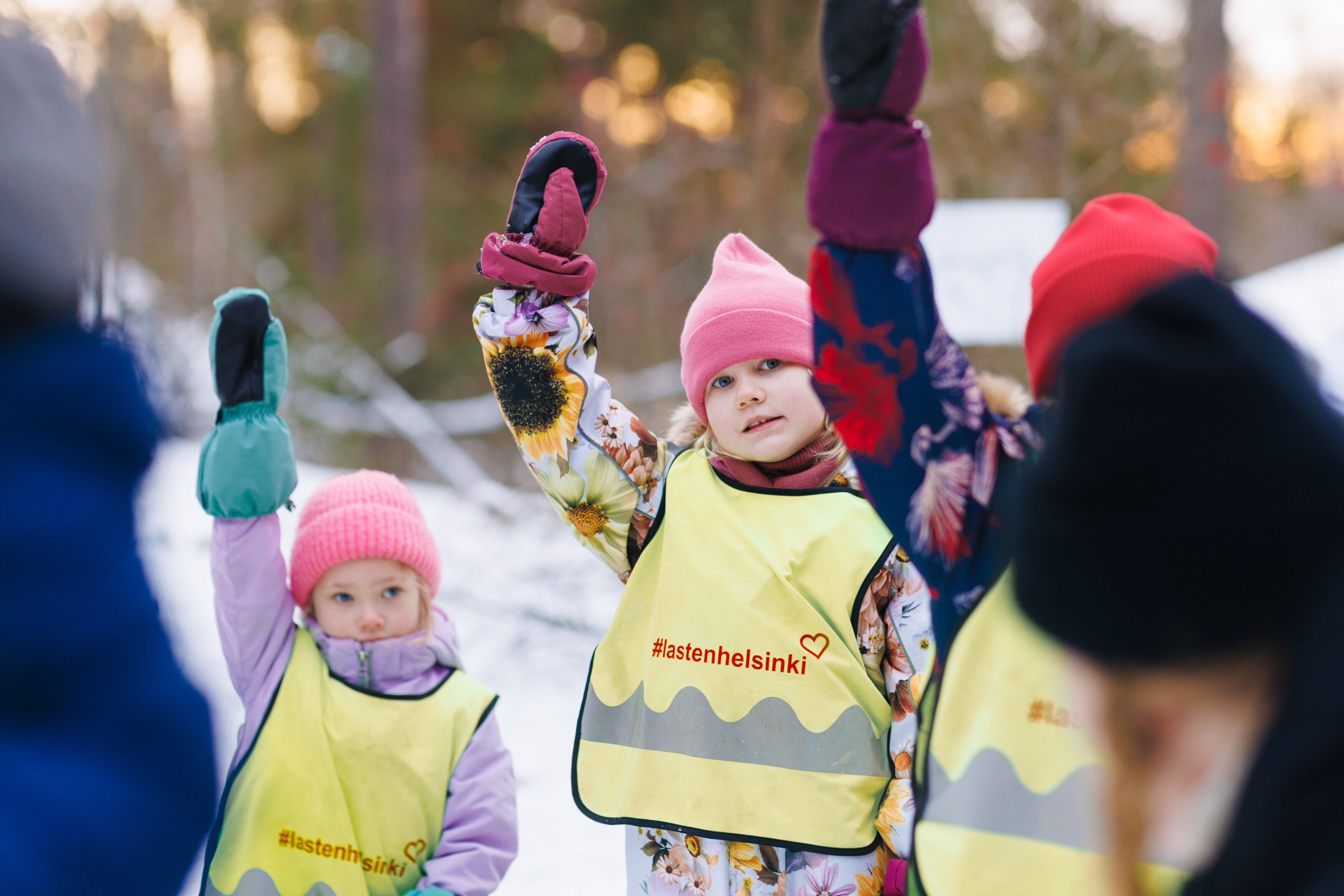 daycare in helsinki, forest art course in finland مهد کودک و پیش دبستانی در فنلاند